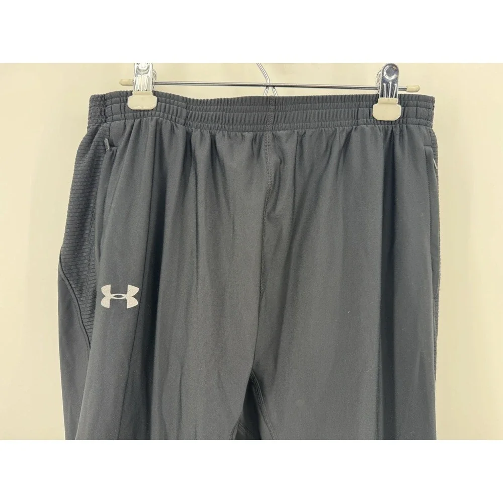 Under Armour Mens Athletic Pants Size L Fitted Cold Gear Black Straight Leg